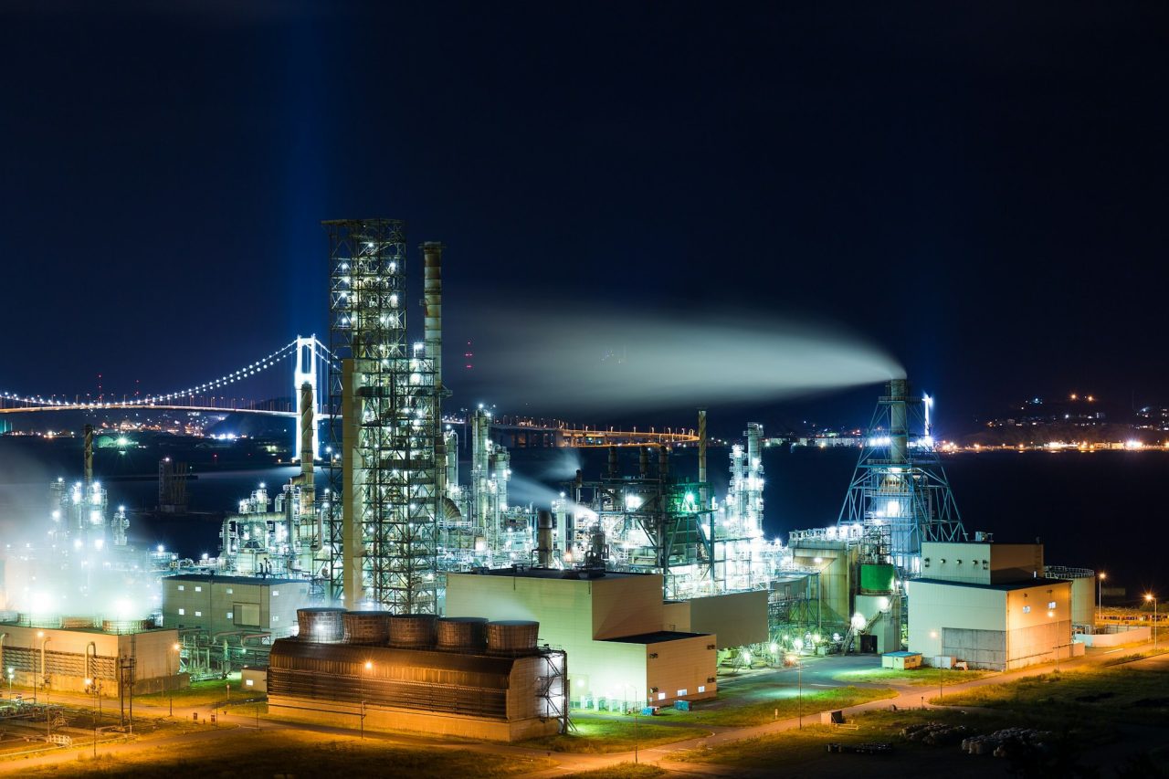 industrial-factory-in-muroran-at-night.jpg